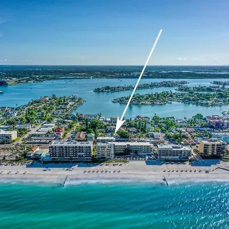Sunset Beach Suites At Madeira Beach! Pet Friendly Beach Getaway!- Suite 1 St. Pete Beach Exterior photo