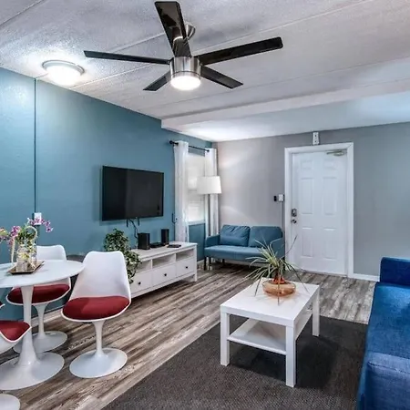 Sunset Beach Suites At Madeira Beach! Pet Friendly Beach Getaway!- Suite 1 St. Pete Beach Exterior photo